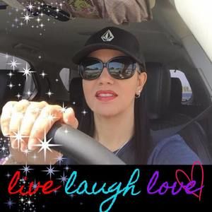 Meet your Posher, Raysa